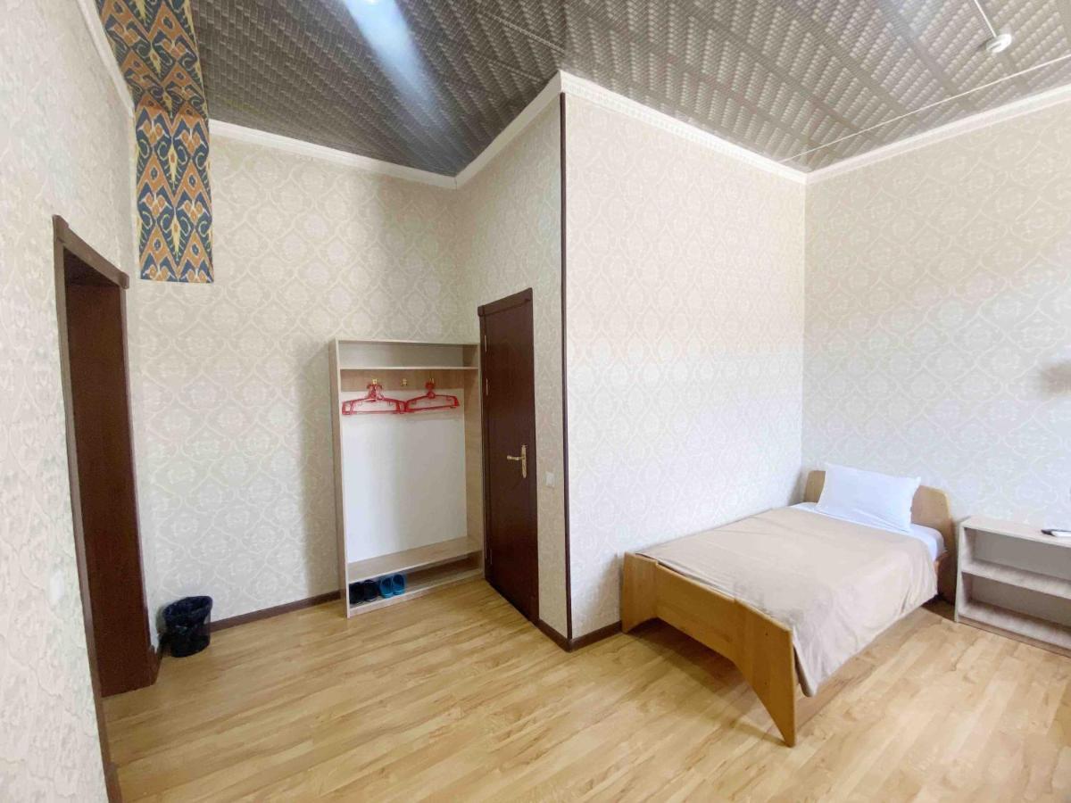 Polvon Ota Hotel Хива Екстериор снимка