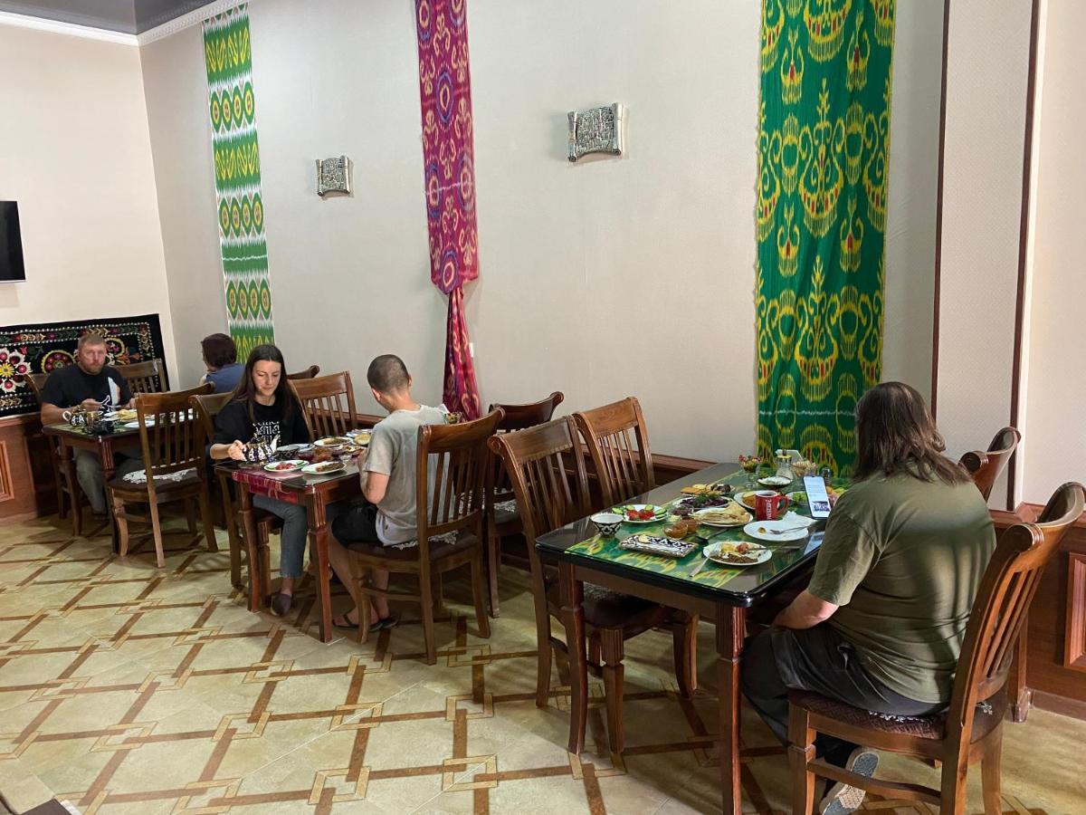 Polvon Ota Hotel Хива Екстериор снимка