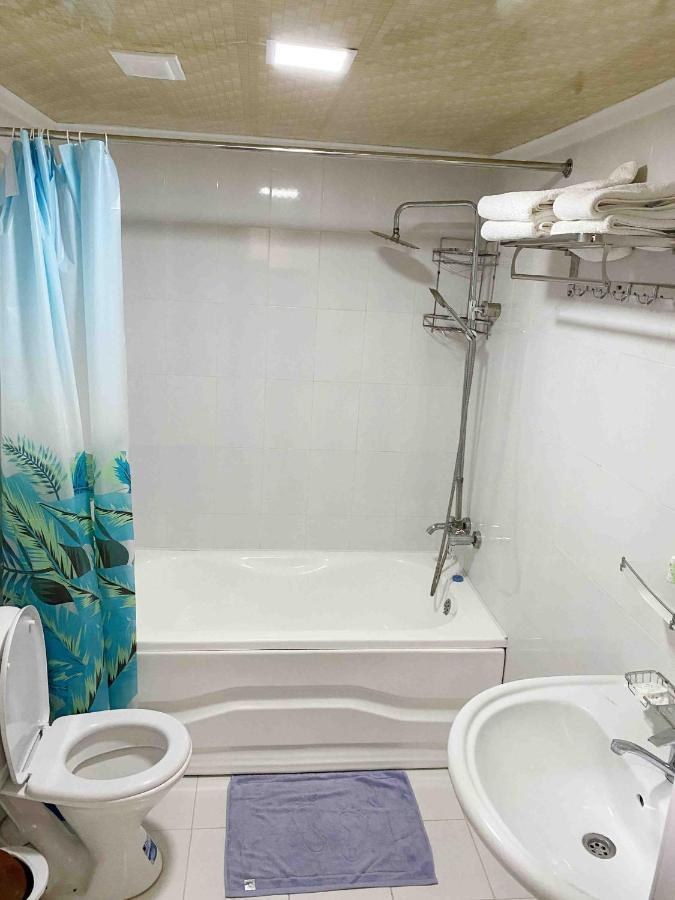 Polvon Ota Hotel Хива Екстериор снимка