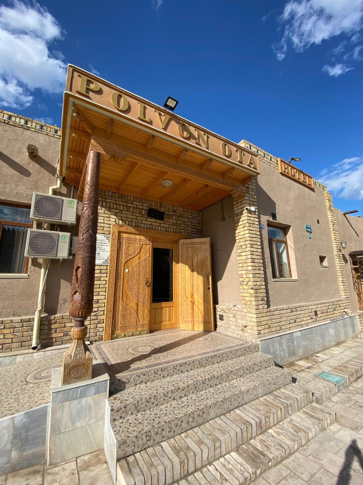 Polvon Ota Hotel Хива Екстериор снимка