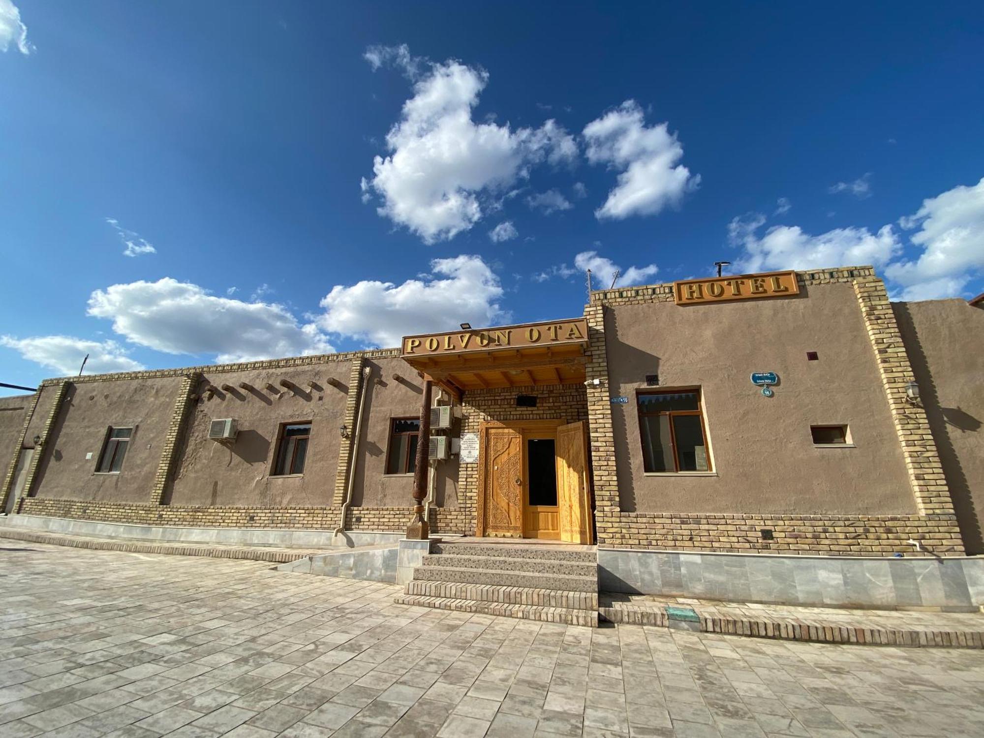 Polvon Ota Hotel Хива Екстериор снимка