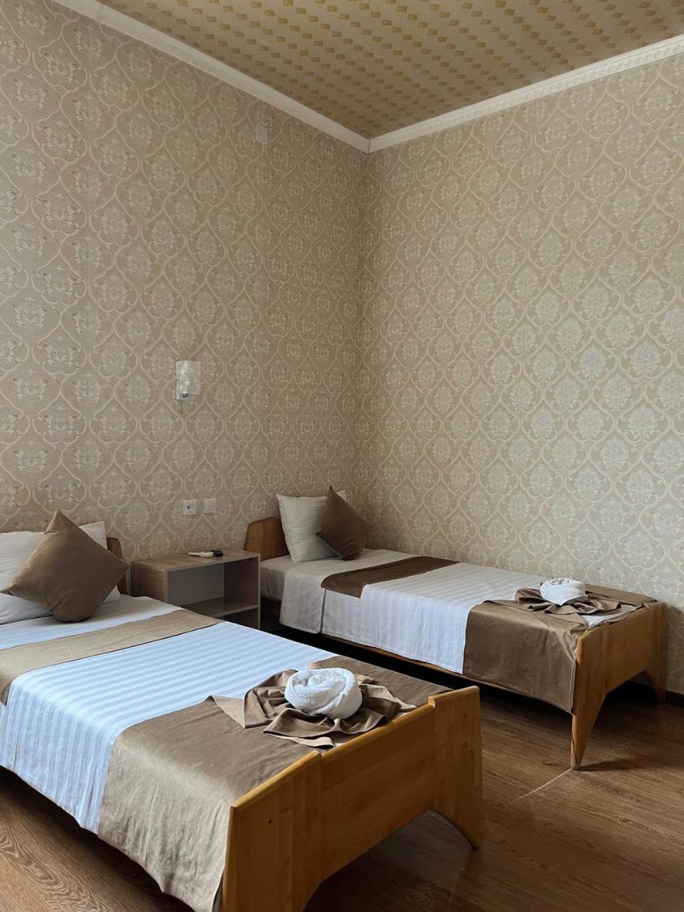 Polvon Ota Hotel Хива Екстериор снимка