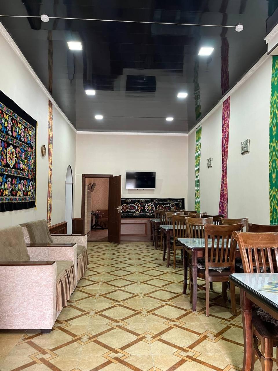 Polvon Ota Hotel Хива Екстериор снимка